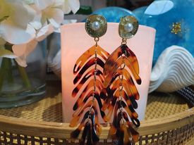 Amber and black feather drop earrings - Matt finding